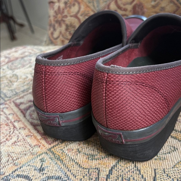 Dansko Volley Clogs Red Burgundy Leather Slip On Comfort Shoes Mules Women’s 41 - Picture 7 of 12